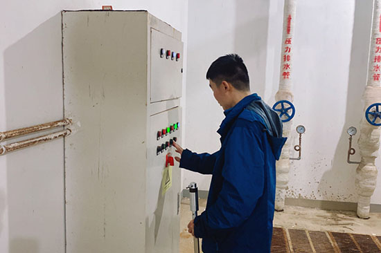 <a href=http://www.xiaofangweibao.com target=_blank class=infotextkey>消防维保</a>